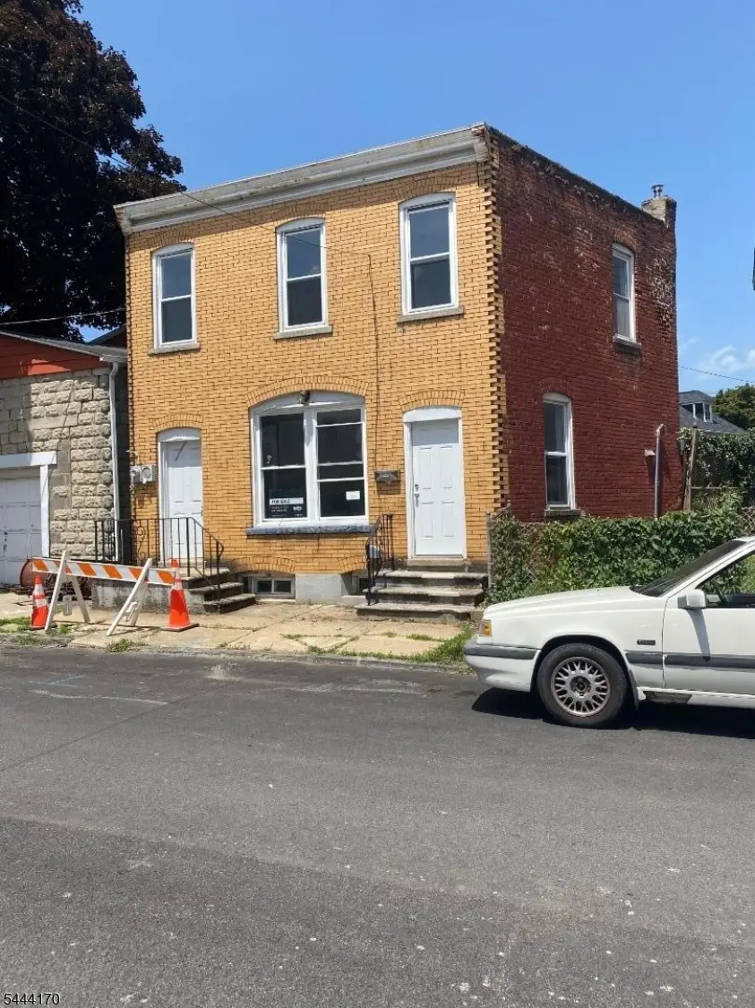 9 Lewis St, Phillipsburg, NJ 08865 - #1