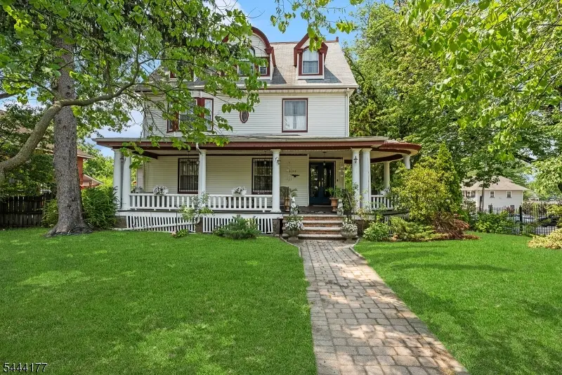 129 S Munn Ave, East Orange, NJ 07018 - #1