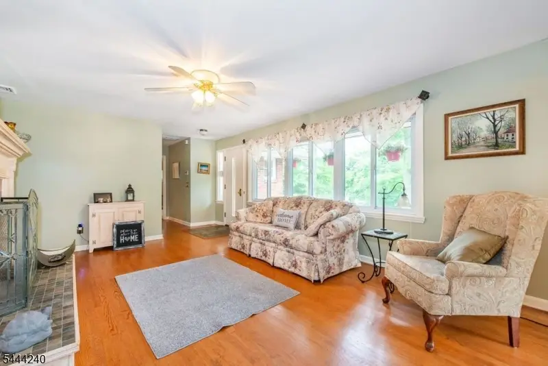 15 Absecon Rd, Parsippany Troy Hills, NJ 07054 - #3