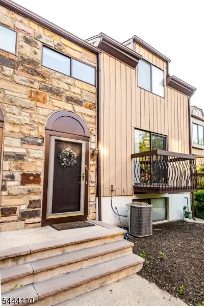 49 Bennington Sq, Washington, NJ 07840 - #3