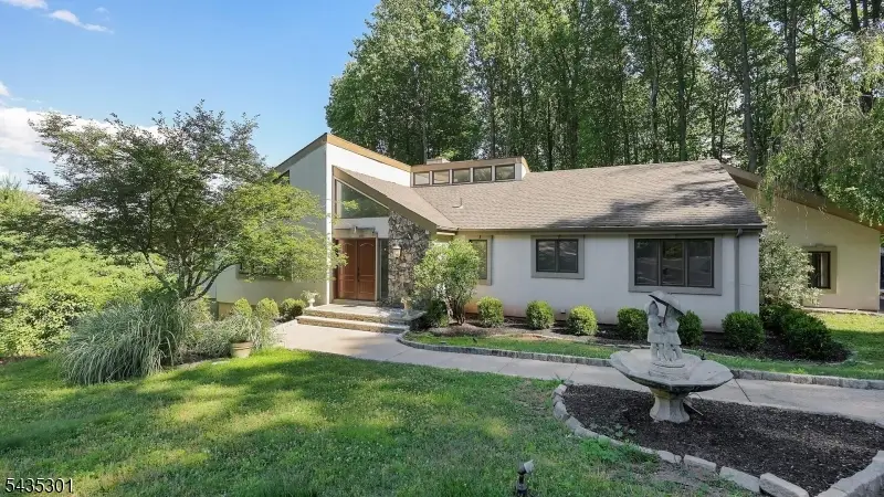 2 Springdale Ln, Warren, NJ 07059 - #2