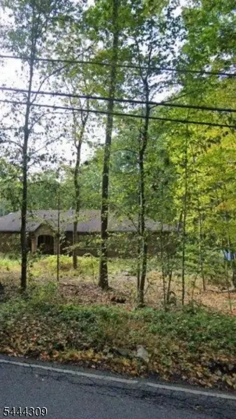 105 Kings Highwaay, Washington Twp., NJ 07853