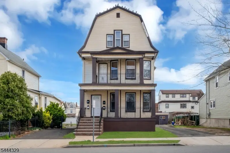 202 Sanford St, East Orange, NJ 07018 - #1