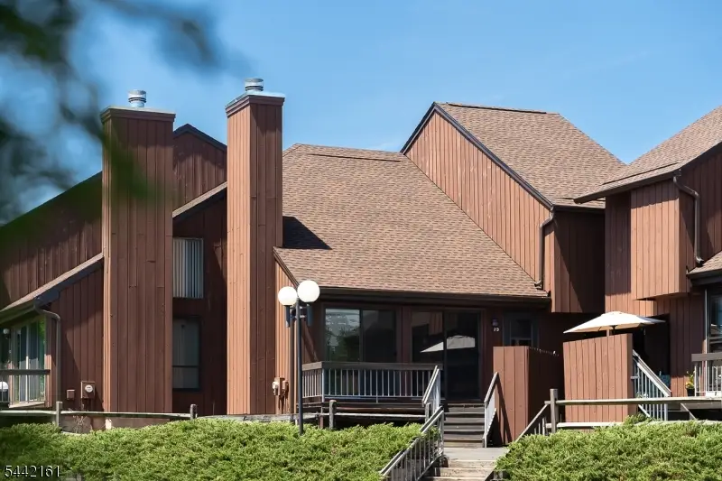 51 Taurus Dr, 3d, Hillsborough, NJ 08844 - #1