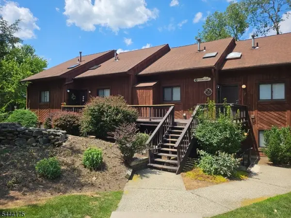 5 Sugar Loaf Ct #1, Vernon Twp., NJ 07462