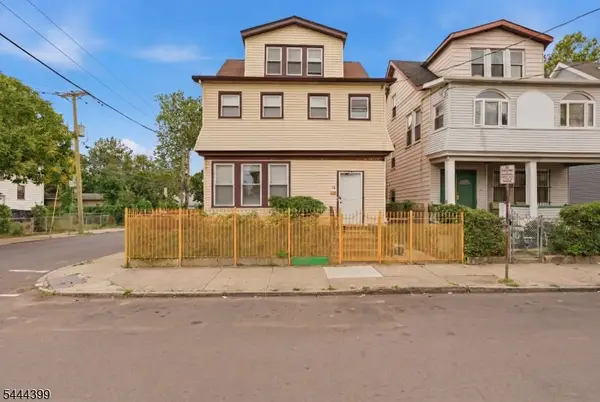 74 Smith St, Newark City, NJ 07106