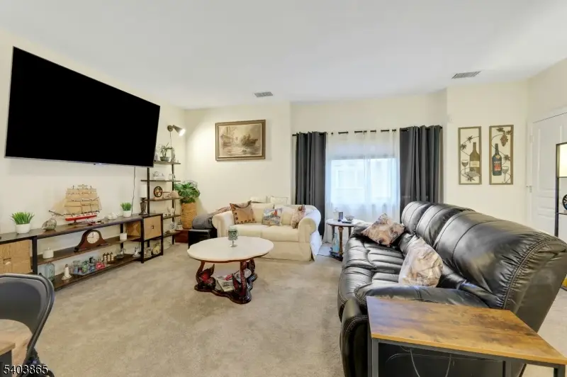 520 Victor St #8, Saddle Brook, NJ 07663 - #2