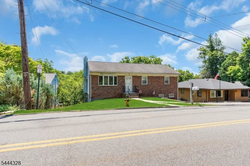 7 Cayuga Ave, White Meadow Lake, NJ 07866 - #3