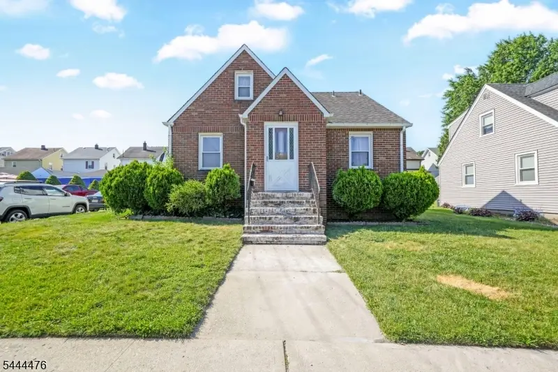 95 E 7th St, Clifton, NJ 07011 - #1
