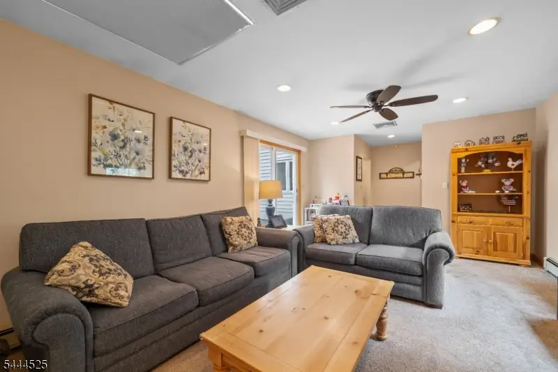 304 Washington Ave, Clifton, NJ 07011 - #2