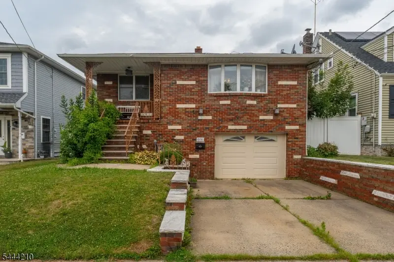 606 Knopf St, Linden, NJ 07036 - #1