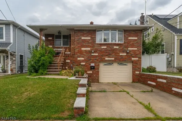 606 Knopf St, Linden City, NJ 07036