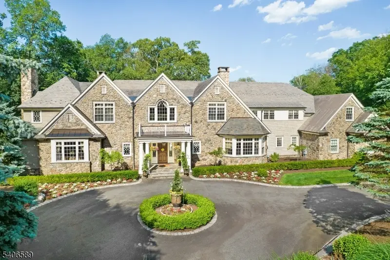 4 Rainetree Rdg, Mendham, NJ 07945 - #1