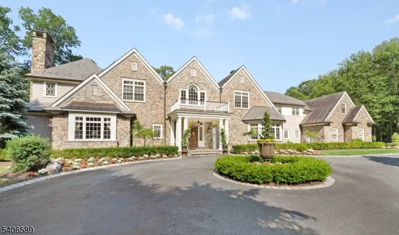 4 Rainetree Rdg, Mendham, NJ 07945 - #2