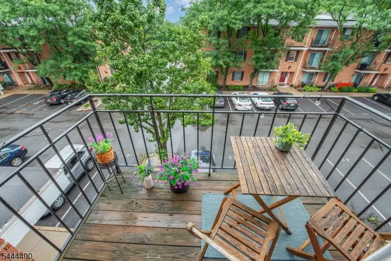 34 John St #3A, Bloomfield, NJ 07003 - #2