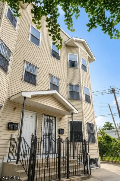 42 Astor St, Newark, NJ 07114 - #1