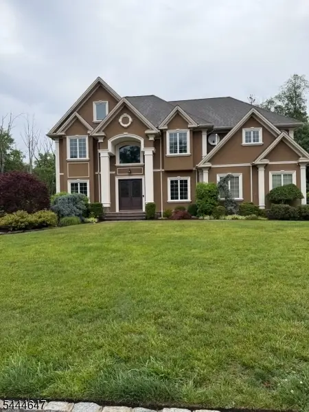 3 Buckingham Rd, Lincoln Park Boro, NJ 07035