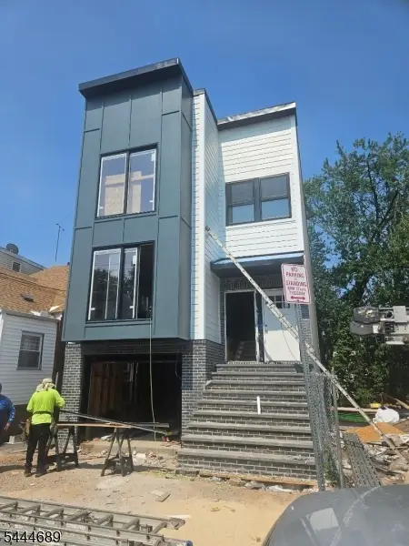 749 S 20th St, Newark, NJ 07103 - #1