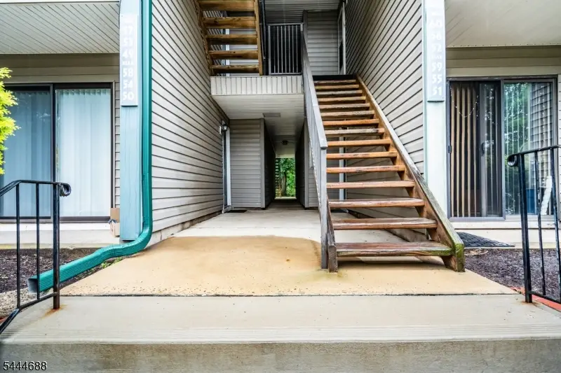 57 Fisher Dr, Franklin Park, NJ 08823 - #2