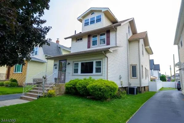 126 Post Ave, Lyndhurst Twp., NJ 07071