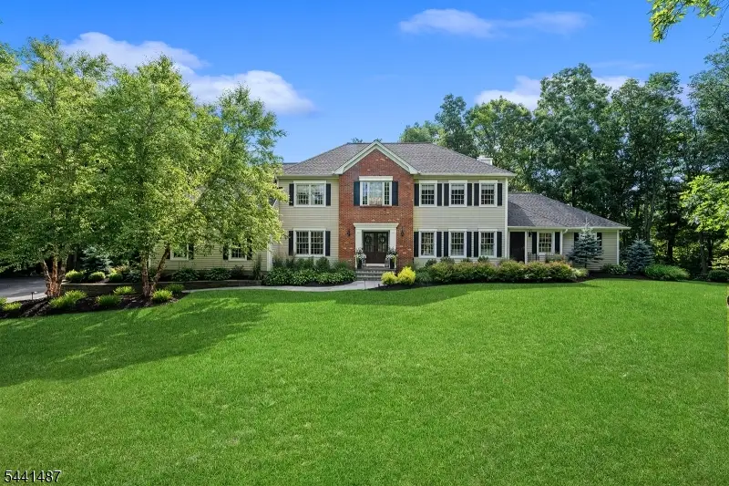 6 White Tail Ct, Hardyston, NJ 07460 - #1