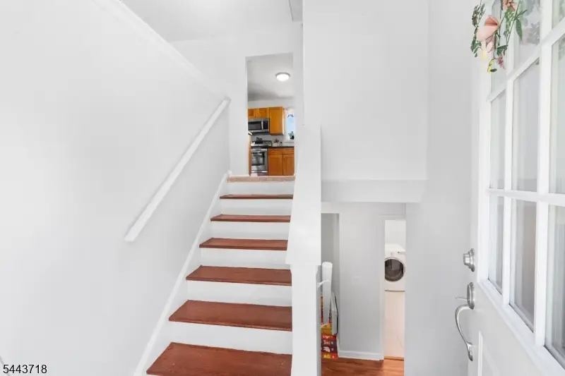 17 Muscotah Rd, Highland Lakes, NJ 07422 - #2