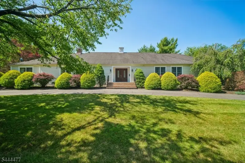 24 Rippling Brook Dr, Millburn, NJ 07078 - #1