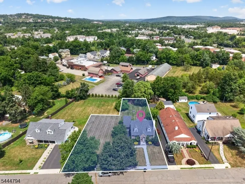 18 New Jersey Ave, Flemington, NJ 08822 - #2