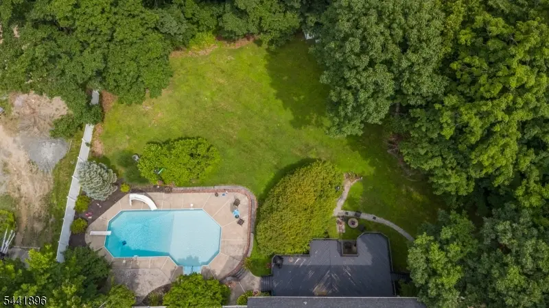 15 Tanglewood Drive, Andover, NJ 07848 - #3
