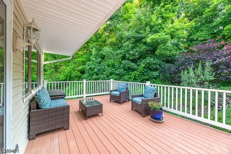 8 Pond Dr, Vernon, NJ 07462 - #3