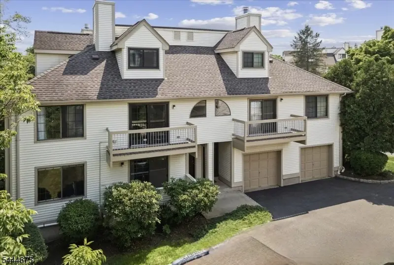 2902 Hemlock Pl, Bernards, NJ 07920 - #1