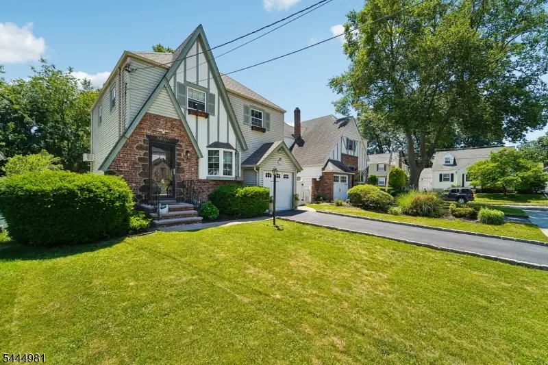 67 Marlboro Rd, Clifton, NJ 07012 - #3