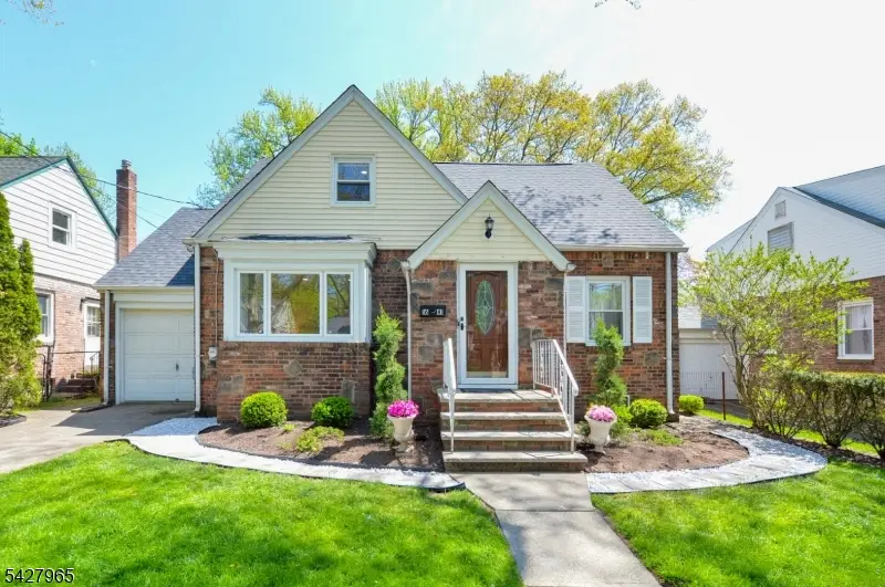 1641 Ardsley Ct, Teaneck, NJ 07666 - #1
