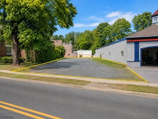 211 South Ave, Westfield Town, NJ 07090