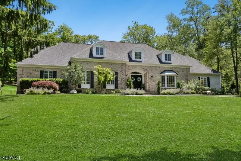 60 Nottingham Dr, Watchung, NJ 07069 - #3
