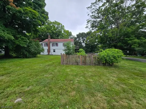 7 Cooper Rd, West Milford Twp., NJ 07438