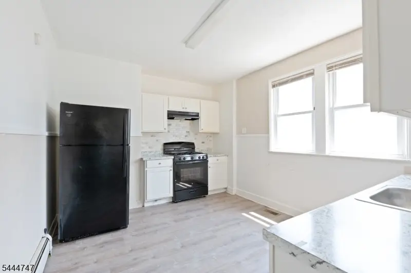 58 Floyd Ave, Ampere North, NJ 07003 - #2