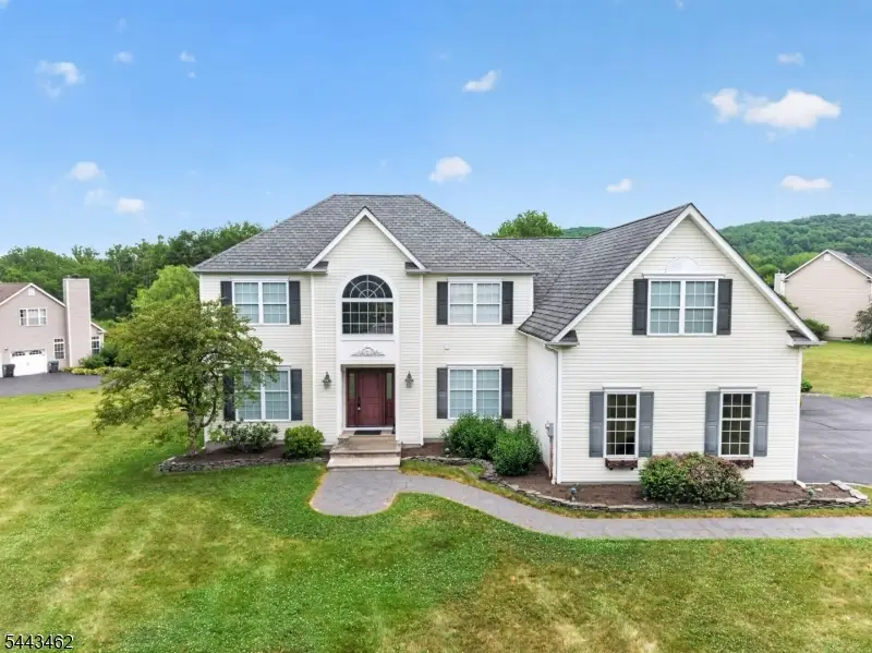 21 Benjamin Drive, Franklin, NJ 07882 - #1