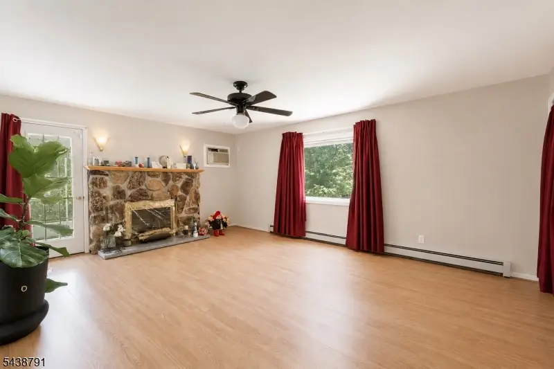 206 Mountain Pkwy, Dunellen, NJ 08812 - #3