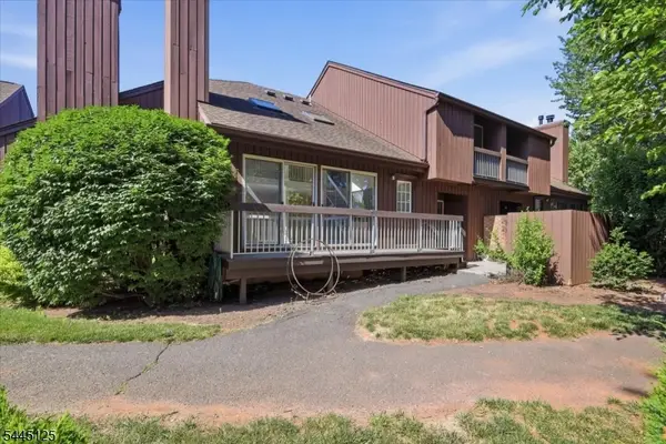 4422 Bloomingdale Dr, Hillsborough Twp., NJ 08844