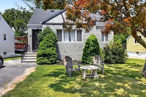 93 Gaywood Ave, Woodbridge Twp., NJ 07067