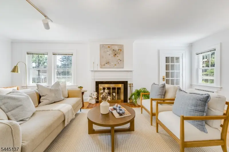 7 Bradford Ave, West Orange, NJ 07052 - #2