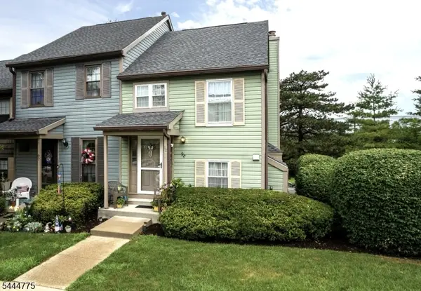 98 Wood Duck Ct, Allamuchy Twp., NJ 07840