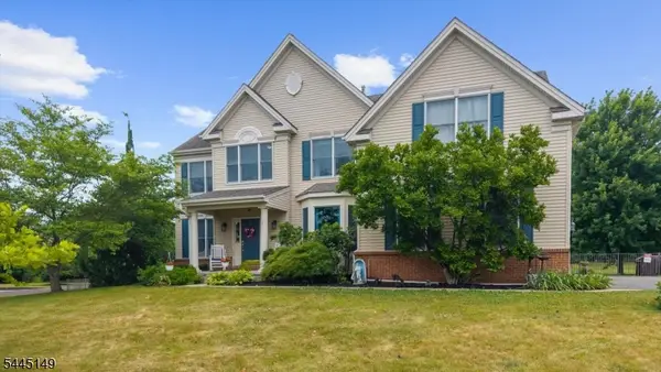 1 Tanager Dr, Raritan Twp., NJ 08551