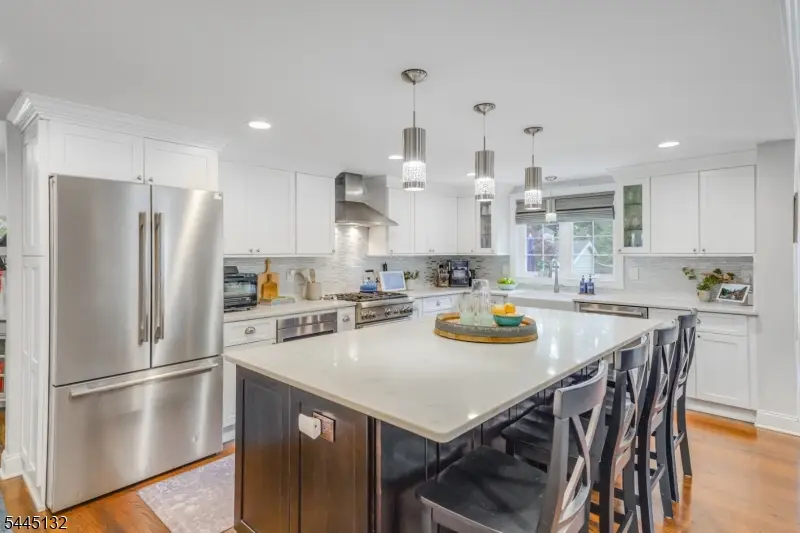 23 Kimball St, Chatham, NJ 07928 - #2