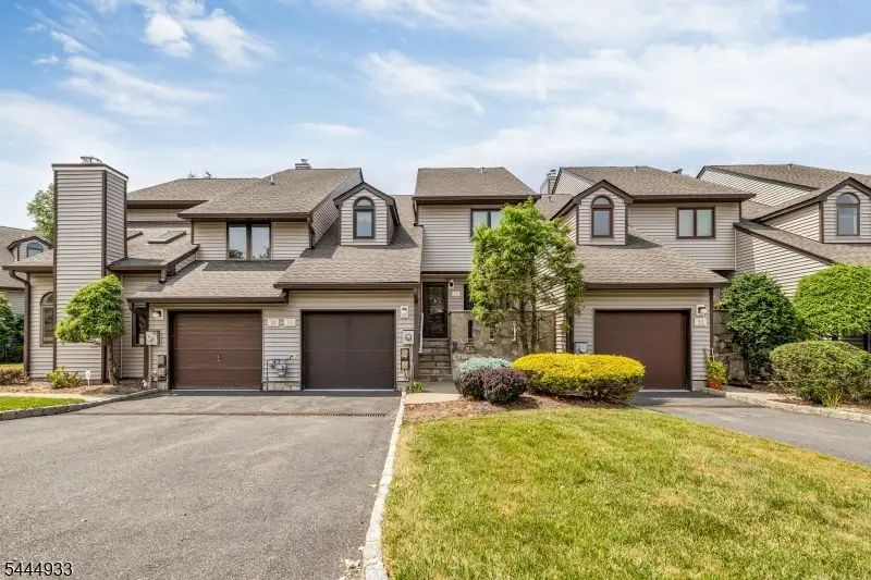 30 Davey Dr, West Orange, NJ 07052 - #1