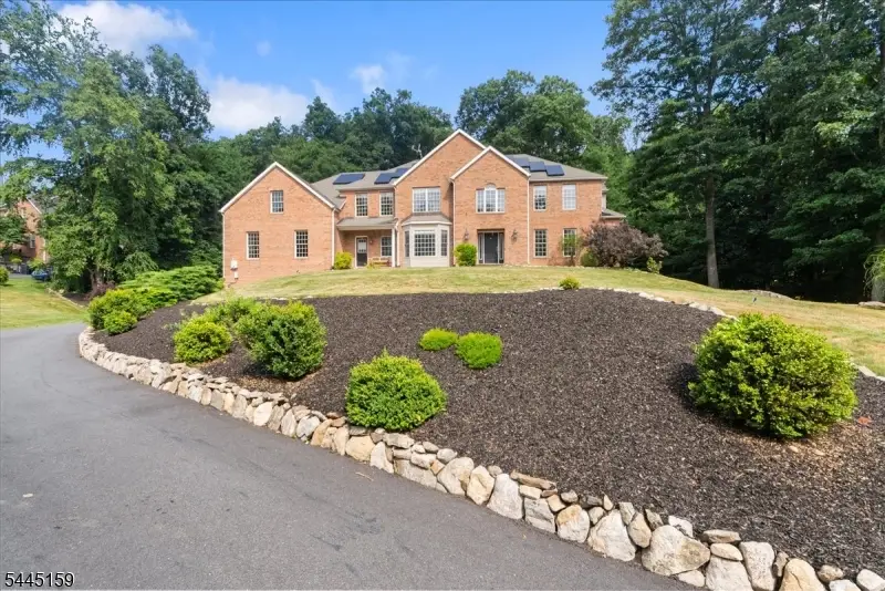 12 Angelo Dr, Sparta, NJ 07871 - #2