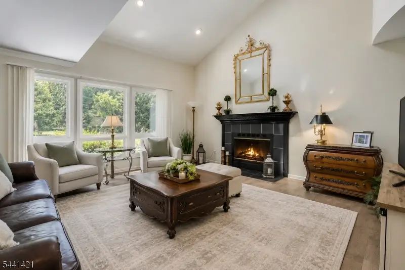 3 Carswell Ct, Basking Ridge, NJ 07920 - #2