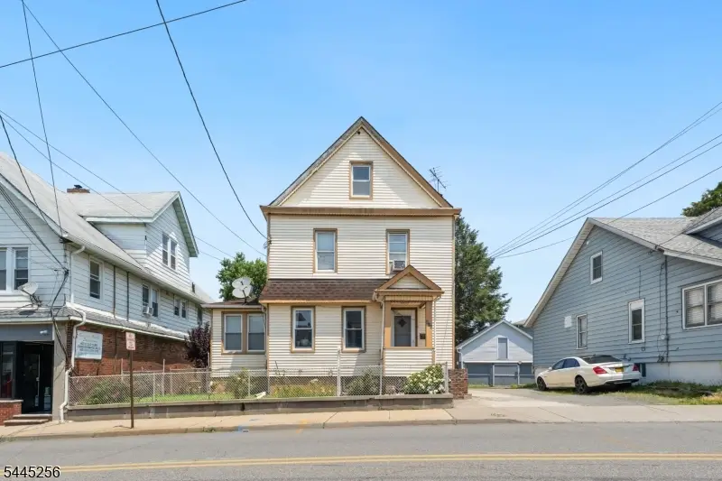 636 Paulison Ave, Clifton, NJ 07011 - #2