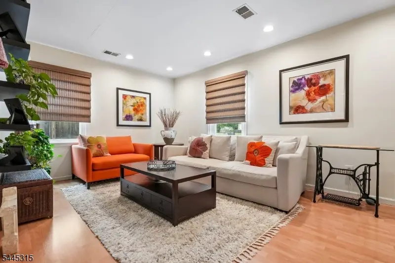 17 Cooper Ct, Freehold, NJ 07728 - #2